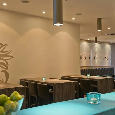 One Muenchen-westend Hotel