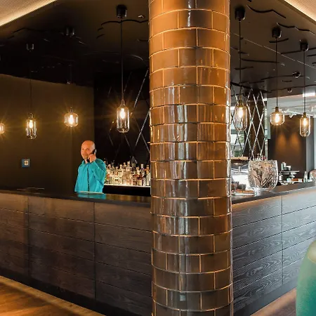 One München-westend 3*