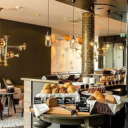 One Muenchen-westend 3*