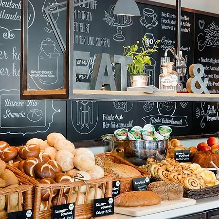 One München-westend 3*