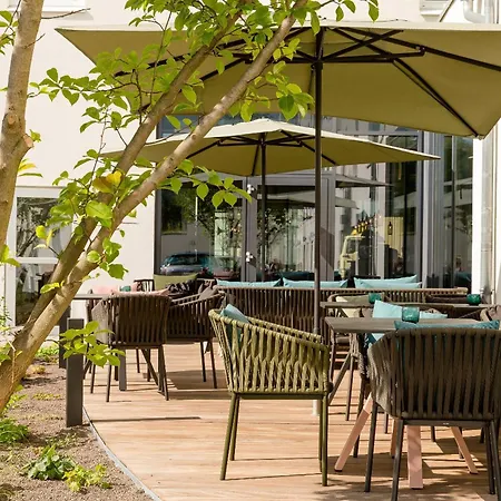 One München-westend 3*